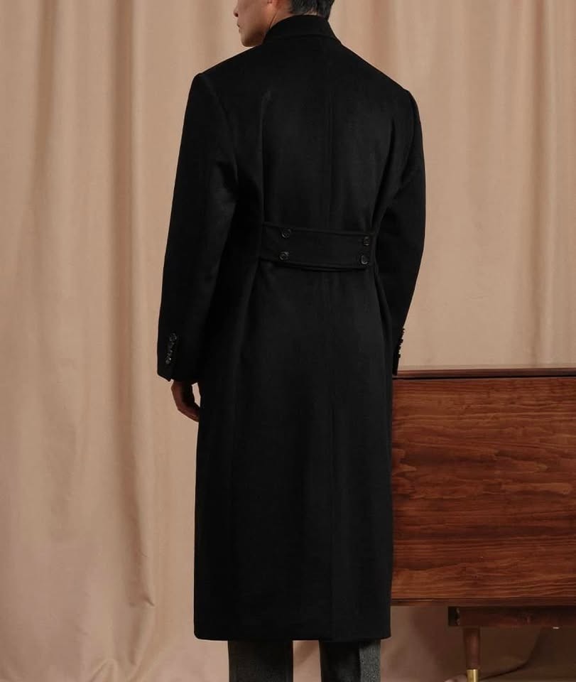 	Mangto LINE dạ cừu cổ nhọn 077- Đen- Thelas